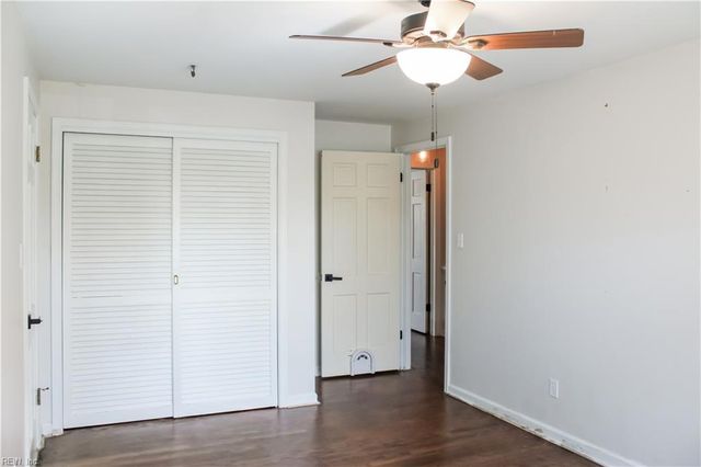 188 Corinthia DR, Newport News, VA 23608