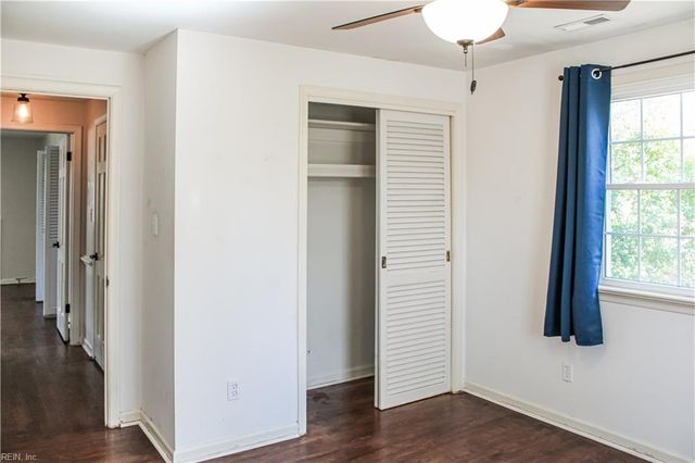 188 Corinthia DR, Newport News, VA 23608