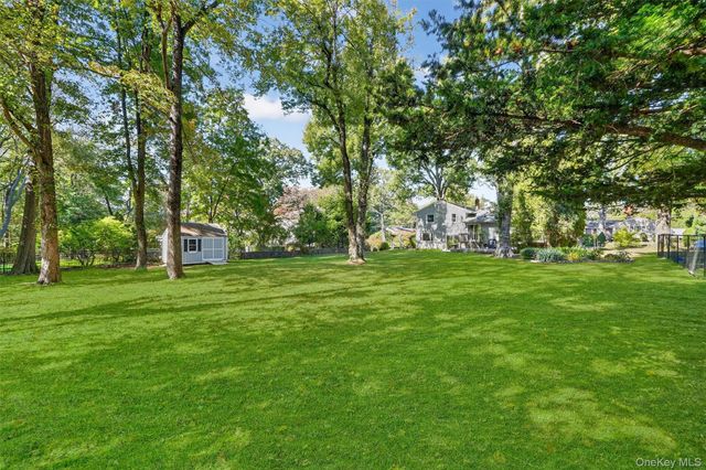 24 Whitewood Road, White Plains, NY 10603