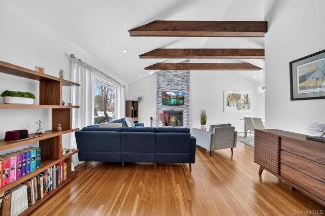 24 Whitewood Road, White Plains, NY 10603