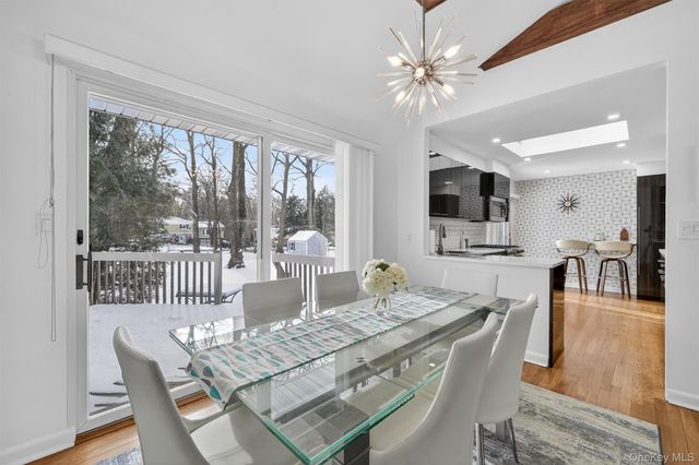 24 Whitewood Road, White Plains, NY 10603