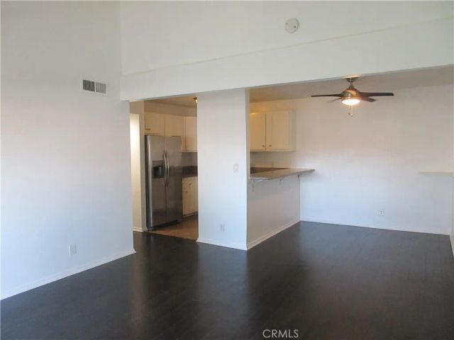 10636 Woodley 34, Granada Hills, CA 91344