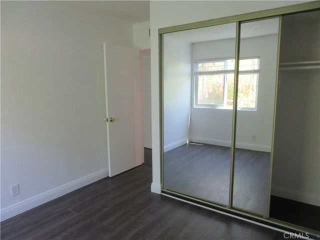 10636 Woodley 34, Granada Hills, CA 91344