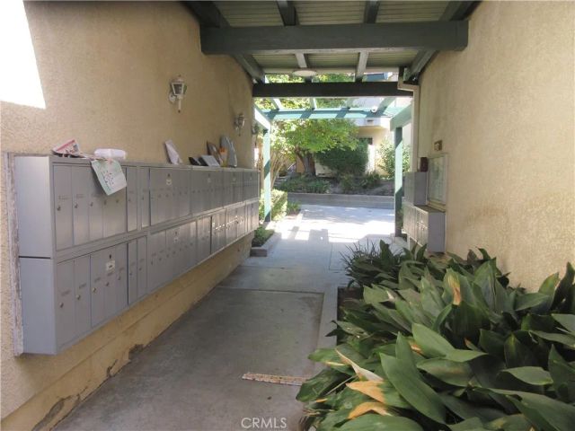 10636 Woodley 34, Granada Hills, CA 91344