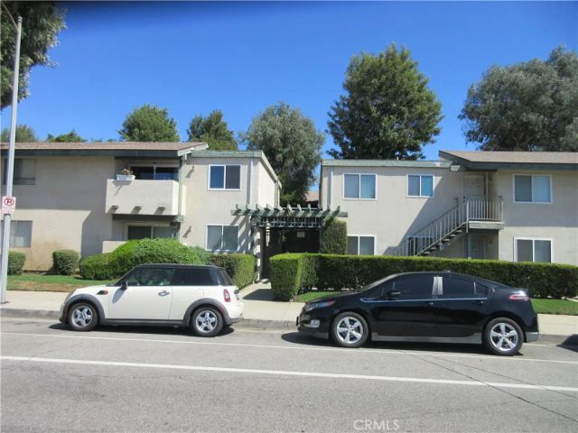 10636 Woodley 34, Granada Hills, CA 91344