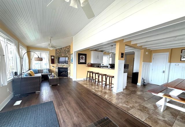 11362 E Shore Drive, Delton, MI 49046
