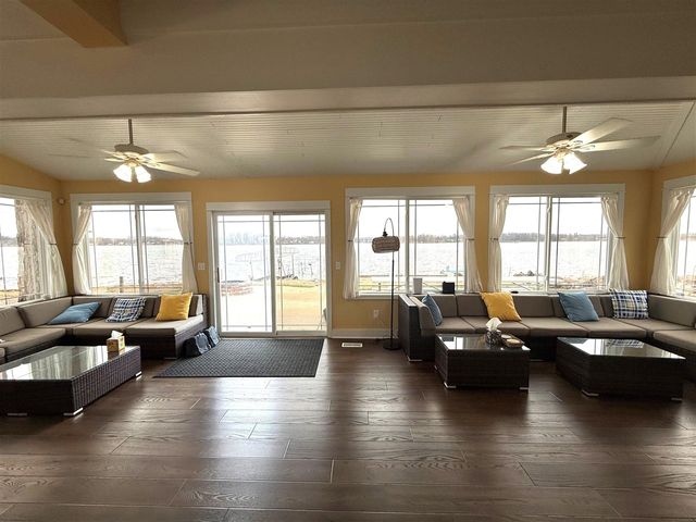 11362 E Shore Drive, Delton, MI 49046