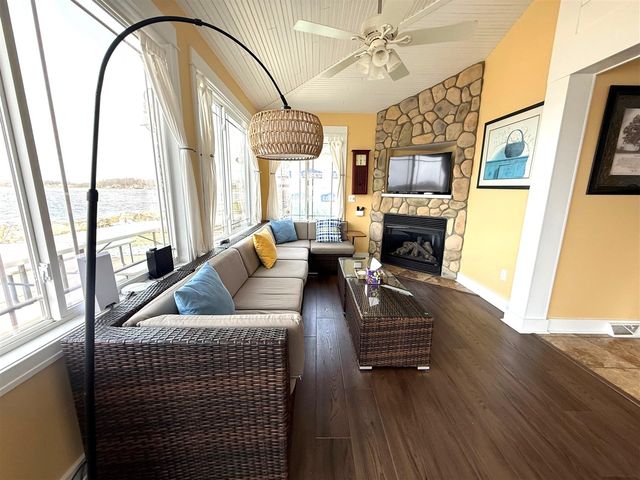 11362 E Shore Drive, Delton, MI 49046