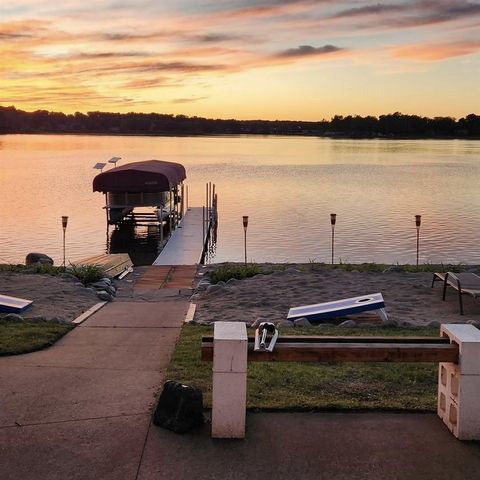 11362 E Shore Drive, Delton, MI 49046