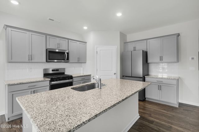 2007 Minnette Circle, New Bern, NC 28562