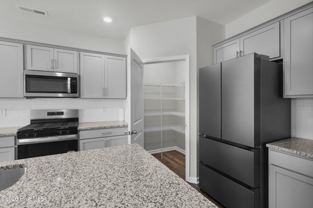 2007 Minnette Circle, New Bern, NC 28562