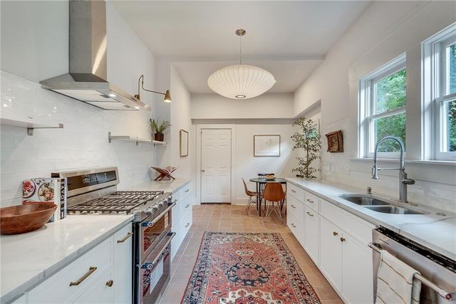 1593 Rogers Avenue SW, Atlanta, GA 30310