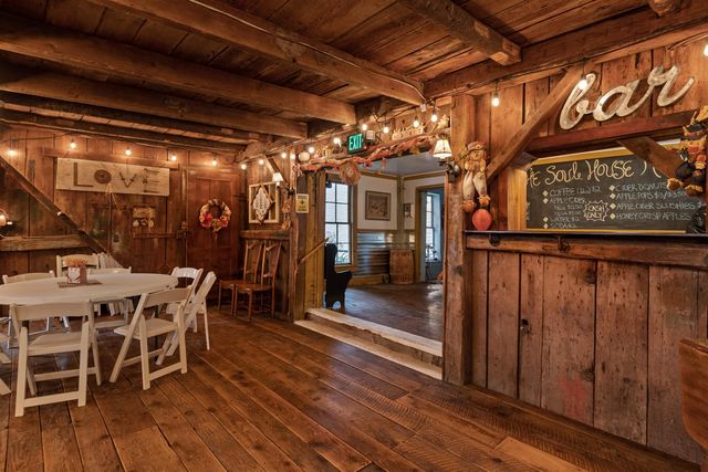 123 North Road, Fairfield, VT 05455