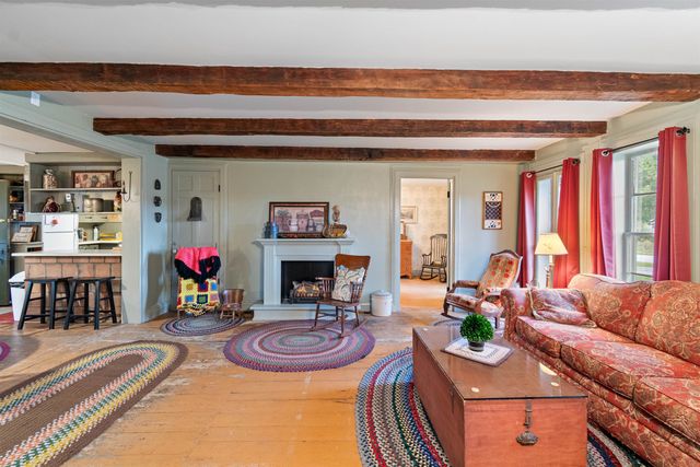 123 North Road, Fairfield, VT 05455