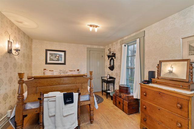 123 North Road, Fairfield, VT 05455