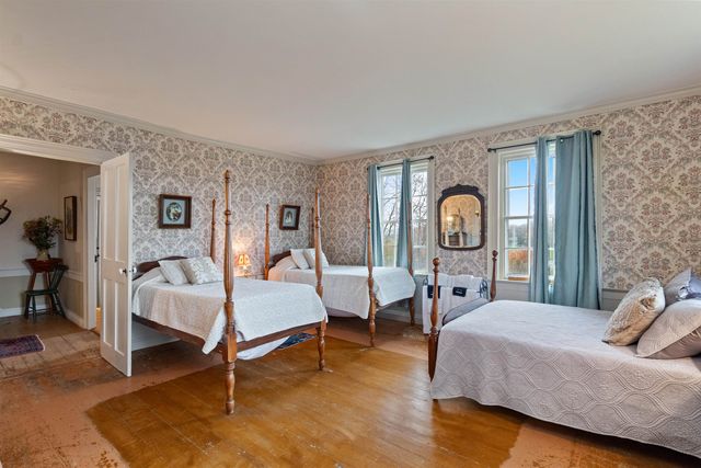 123 North Road, Fairfield, VT 05455