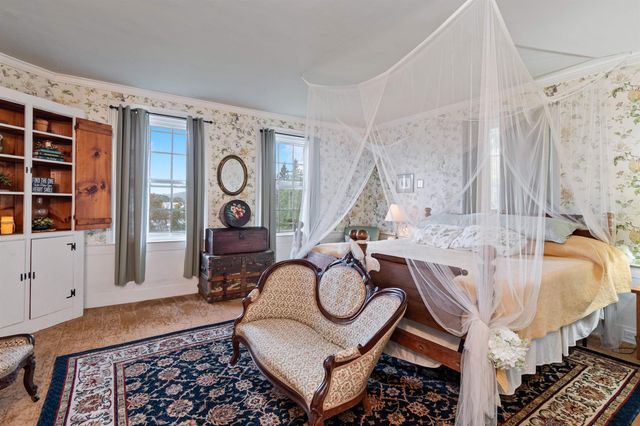 123 North Road, Fairfield, VT 05455