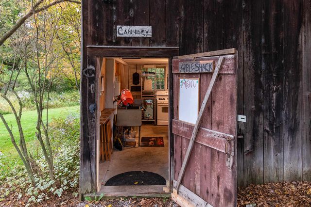 123 North Road, Fairfield, VT 05455