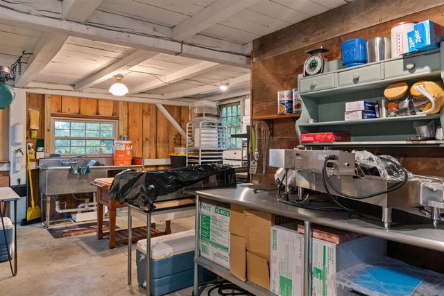 123 North Road, Fairfield, VT 05455