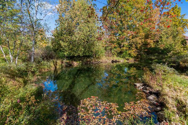 123 North Road, Fairfield, VT 05455