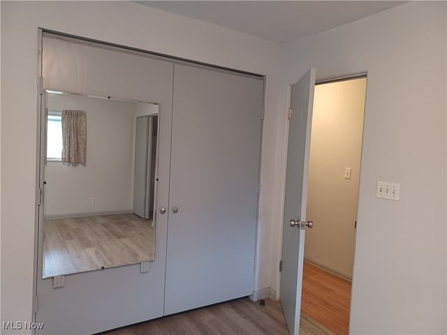 1050 Park Circle, Girard, OH 44420