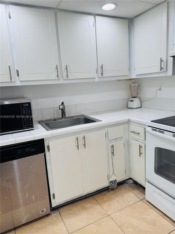 486 NW 165th St Rd B-201, Miami, FL 33169