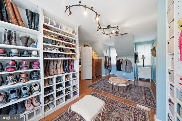21900 HUNTMASTER DR, Gaithersburg, MD 20882