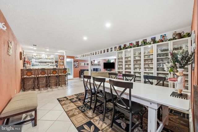 21900 HUNTMASTER DR, Gaithersburg, MD 20882