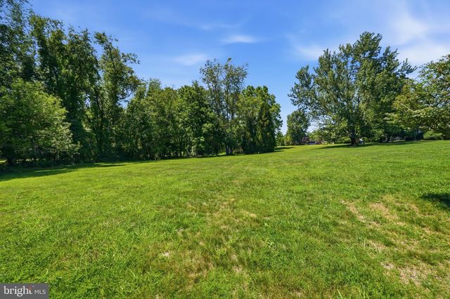 21900 HUNTMASTER DR, Gaithersburg, MD 20882