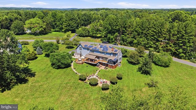 21900 HUNTMASTER DR, Gaithersburg, MD 20882