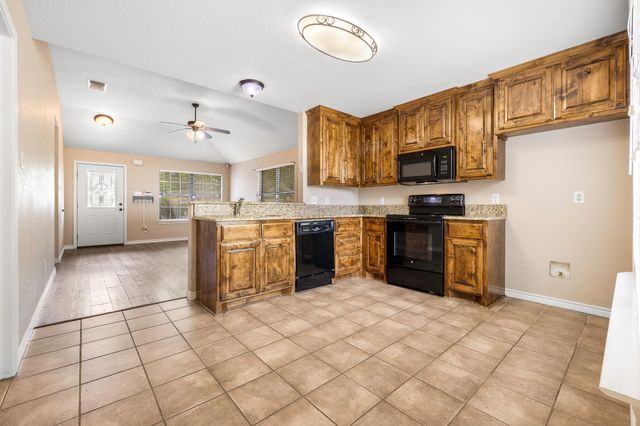 1251 W Hyman Street, Stephenville, TX 76401