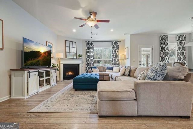 451 Timberleaf Road, Canton, GA 30115