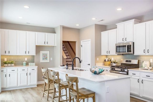 1100 Capella Ln Unit C, Suffolk, VA 23434