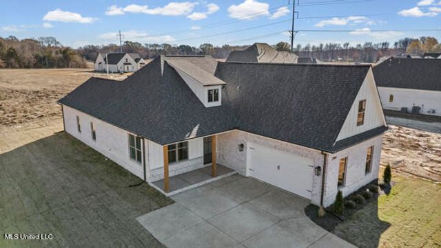 2984 Eden Lane, Nesbit, MS 38651