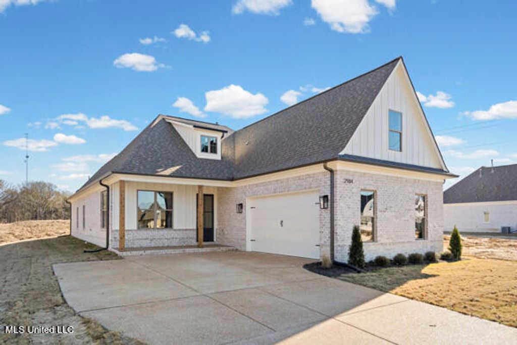 2984 Eden Lane, Nesbit, MS 38651