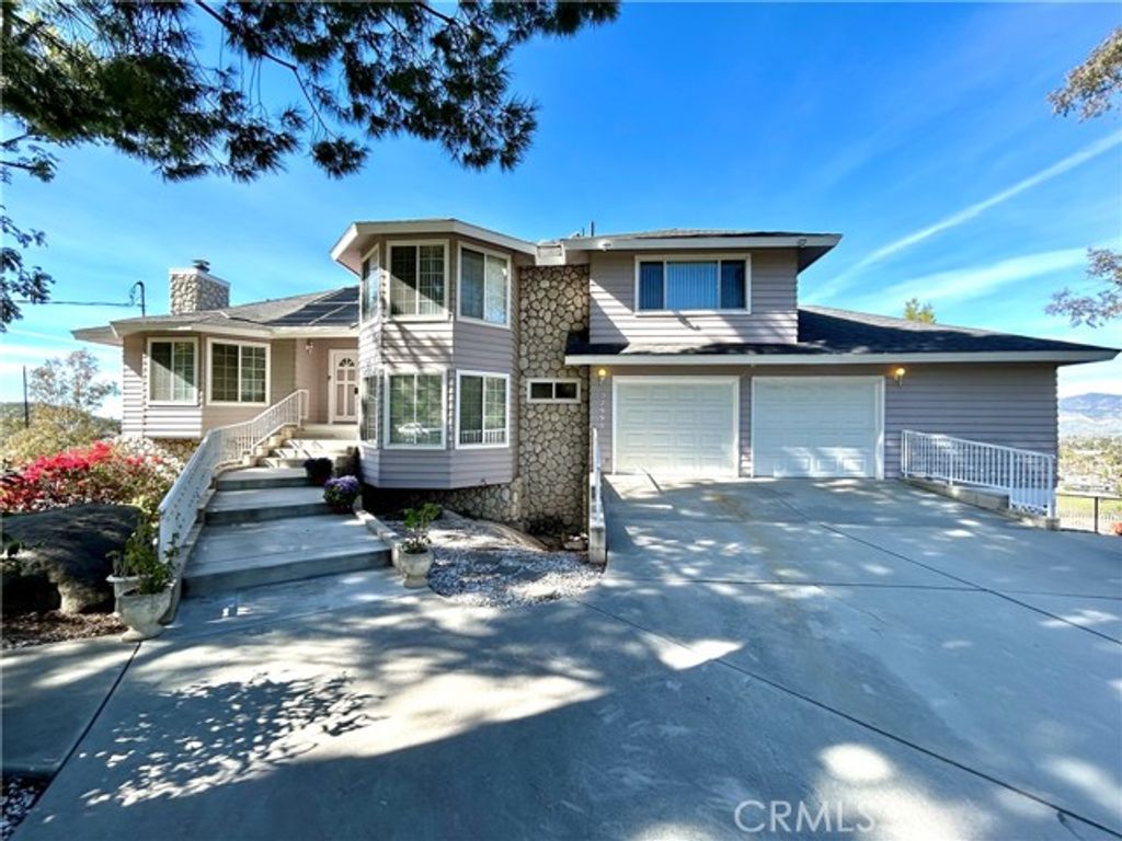 27990 Vista Del Valle, Hemet, CA 92544