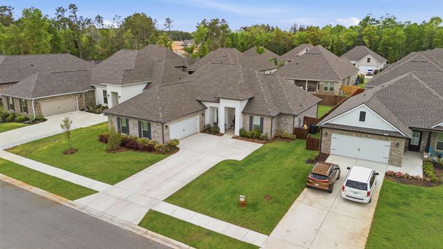 140 Flora Lane, Freeport, FL 32439