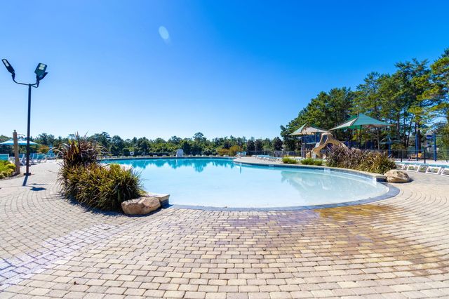 140 Flora Lane, Freeport, FL 32439