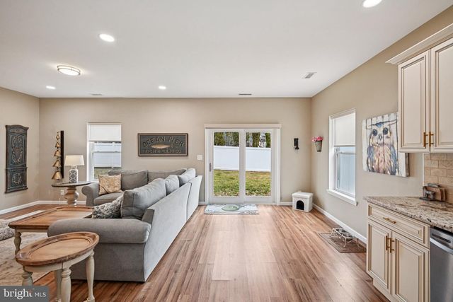 1405 BOUDINOT AVE, Burlington, NJ 08016