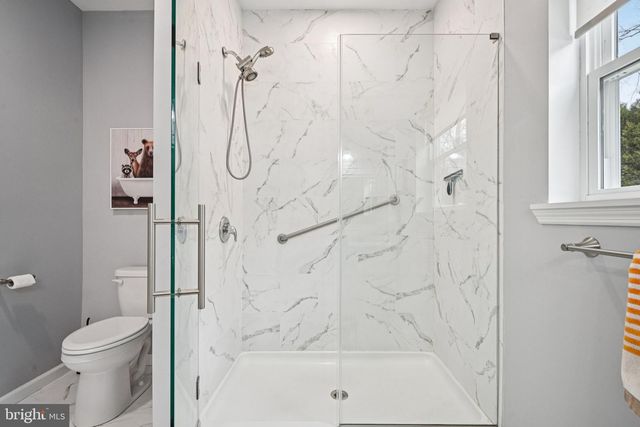 1405 BOUDINOT AVE, Burlington, NJ 08016