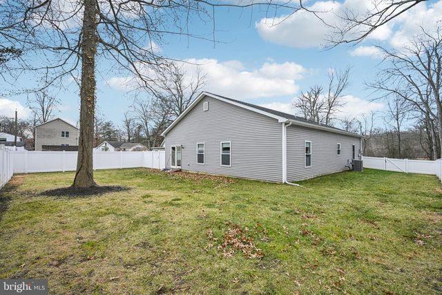 1405 BOUDINOT AVE, Burlington, NJ 08016