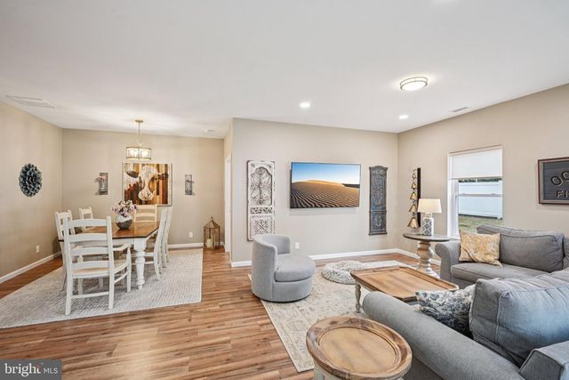 1405 BOUDINOT AVE, Burlington, NJ 08016