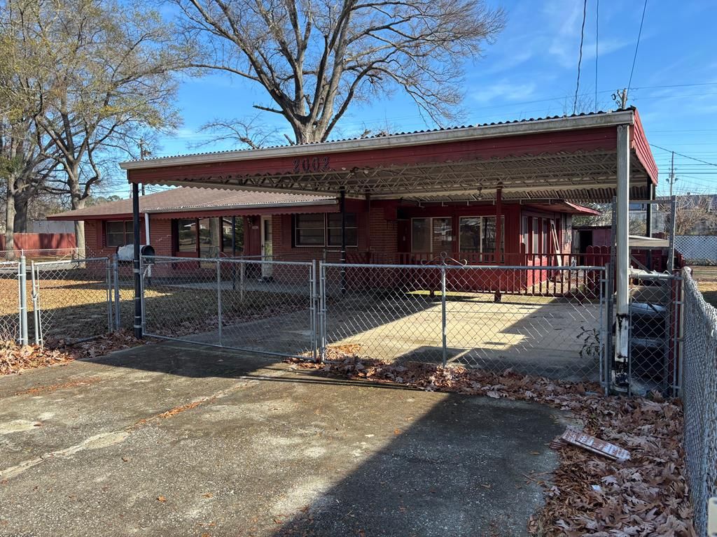 2002 Somerset Avenue, Columbus, GA 31903