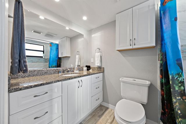 5702 RIDDLE ROAD, Holiday, FL 34690