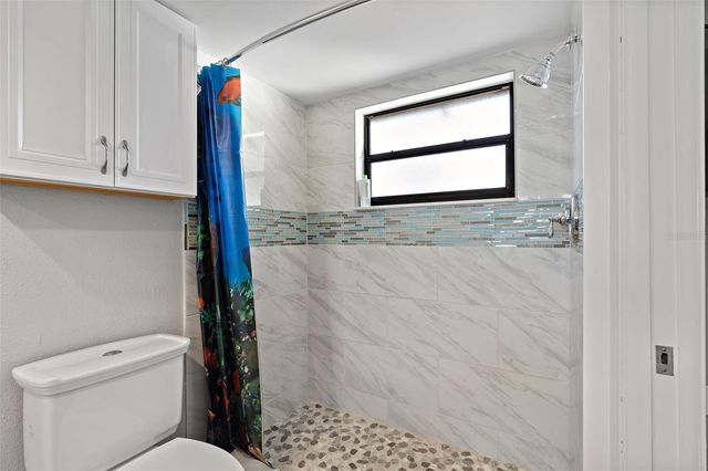 5702 RIDDLE ROAD, Holiday, FL 34690