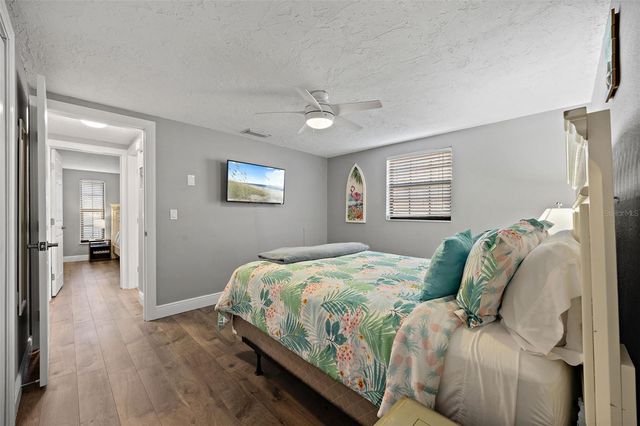 5702 RIDDLE ROAD, Holiday, FL 34690