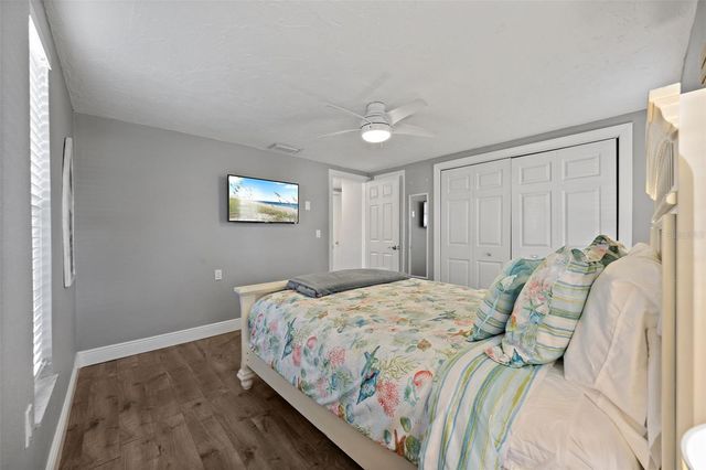 5702 RIDDLE ROAD, Holiday, FL 34690