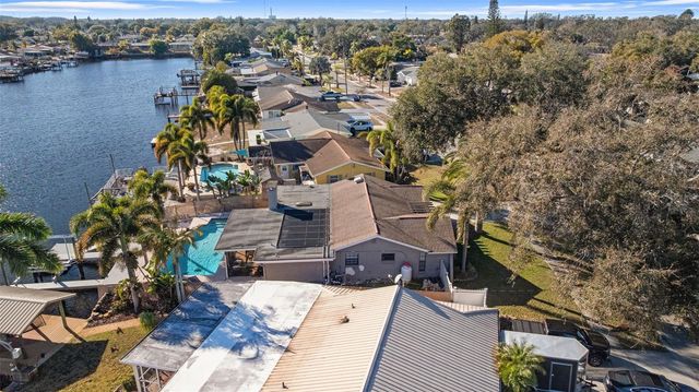 5702 RIDDLE ROAD, Holiday, FL 34690