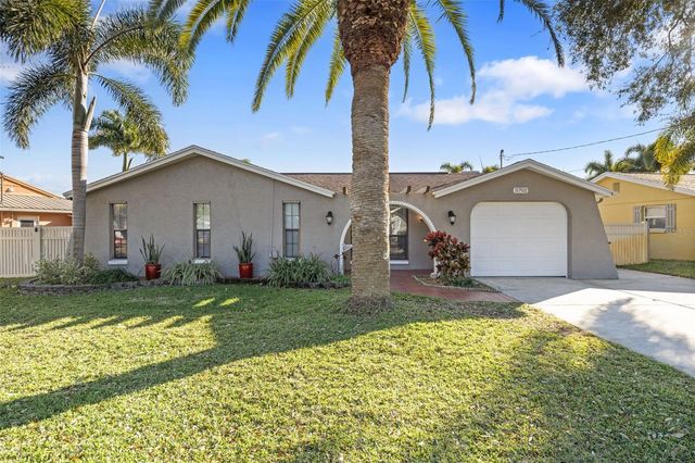 5702 RIDDLE ROAD, Holiday, FL 34690