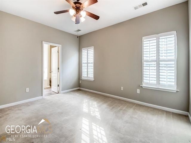 54 Medallion Park Park, Newnan, GA 30265